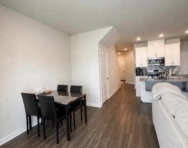 4913 Brookside Court - Photo Thumbnail 4