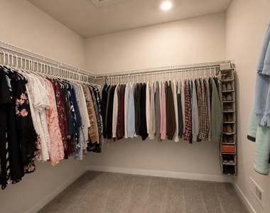 4913 Brookside Court - Photo Thumbnail 20