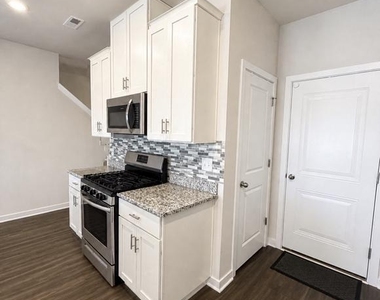 4913 Brookside Court - Photo Thumbnail 8