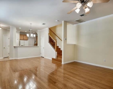 8518 Cahill Dr - Photo Thumbnail 2