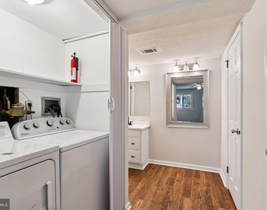 106 Harvest Lane - Photo Thumbnail 7