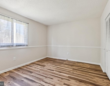 106 Harvest Lane - Photo Thumbnail 5