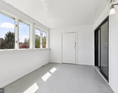 106 Harvest Lane - Photo Thumbnail 3
