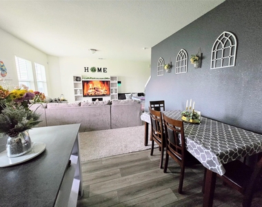 19506 Caymus Dr - Photo Thumbnail 5