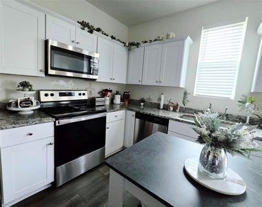 19506 Caymus Dr - Photo Thumbnail 7