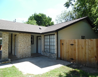 7400 Dixie Dr - Photo Thumbnail 1