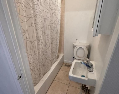 146 W Hanover Street - Photo Thumbnail 1