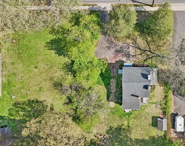 2167 Brunswick Avenue - Photo Thumbnail 42