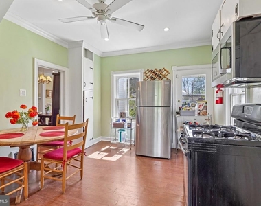 2167 Brunswick Avenue - Photo Thumbnail 12
