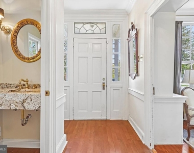 2167 Brunswick Avenue - Photo Thumbnail 14