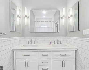 2167 Brunswick Avenue - Photo Thumbnail 29
