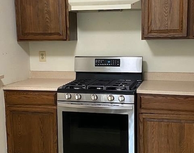39 Mulberry Court - Photo Thumbnail 5