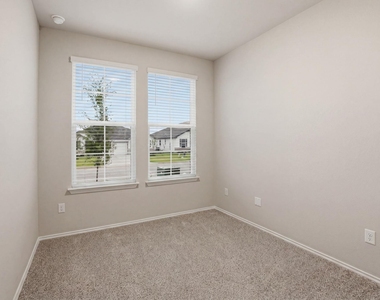 1126 Stone Valley Rd - Photo Thumbnail 7