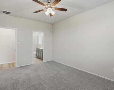1126 Stone Valley Rd - Photo Thumbnail 17