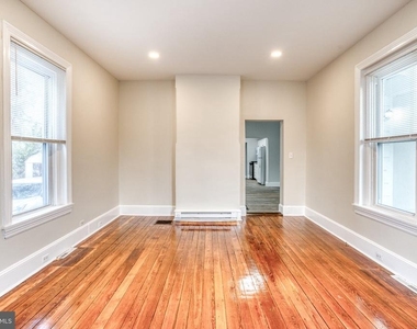 75 Ellis Street - Photo Thumbnail 3
