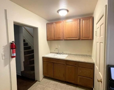 27 Bethel Street - Photo Thumbnail 15