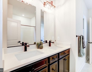 6547 Clubhouse Drive - Photo Thumbnail 60