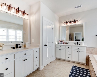 6547 Clubhouse Drive - Photo Thumbnail 45