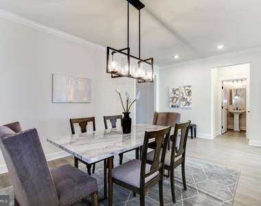 6547 Clubhouse Drive - Photo Thumbnail 16