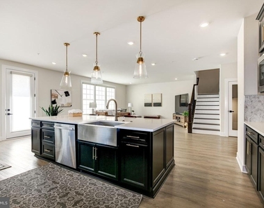 6547 Clubhouse Drive - Photo Thumbnail 35