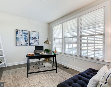 6547 Clubhouse Drive - Photo Thumbnail 11