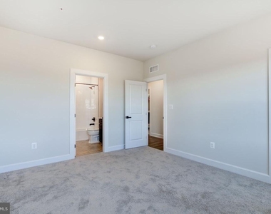 6547 Clubhouse Drive - Photo Thumbnail 52