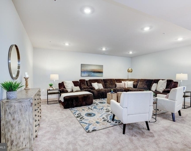 6547 Clubhouse Drive - Photo Thumbnail 67
