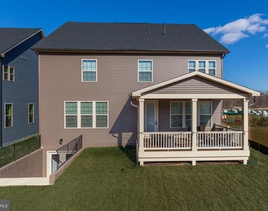 6547 Clubhouse Drive - Photo Thumbnail 90
