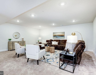 6547 Clubhouse Drive - Photo Thumbnail 66