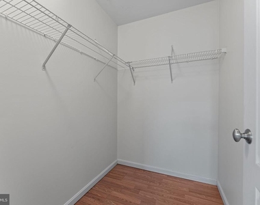 702 Anoosh Court - Photo Thumbnail 20