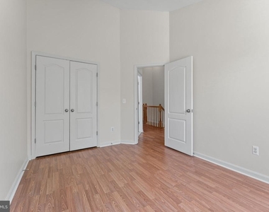 702 Anoosh Court - Photo Thumbnail 24