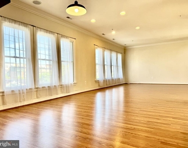 5610 Baltimore Avenue - Photo Thumbnail 4