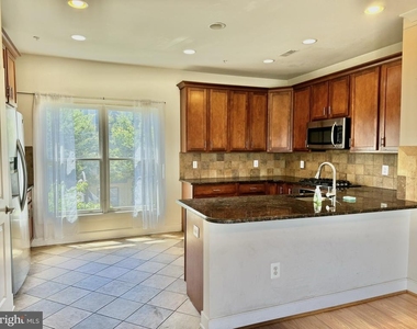 5610 Baltimore Avenue - Photo Thumbnail 6