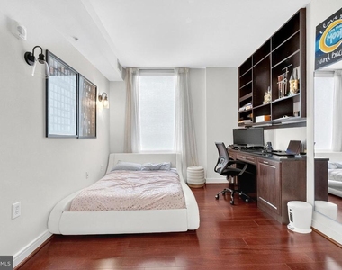 6820 Wisconsin Avenue - Photo Thumbnail 10