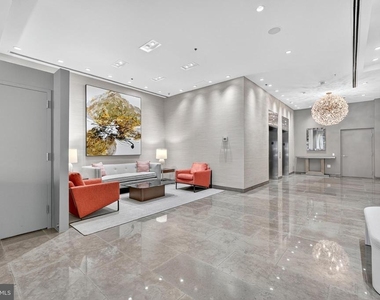 6820 Wisconsin Avenue - Photo Thumbnail 26