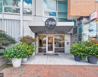6820 Wisconsin Avenue - Photo Thumbnail 28