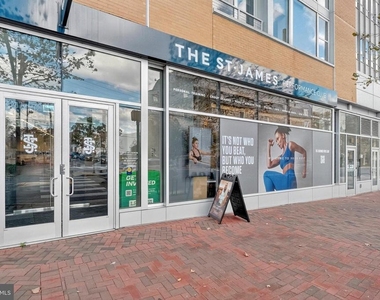6820 Wisconsin Avenue - Photo Thumbnail 30