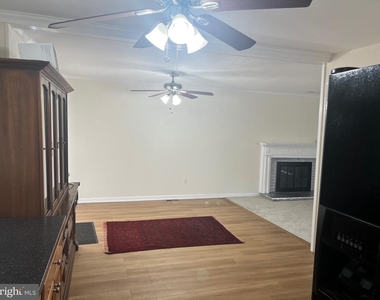 4301 Independence Street - Photo Thumbnail 22