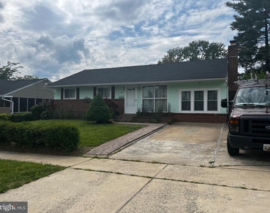 4301 Independence Street - Photo Thumbnail 30
