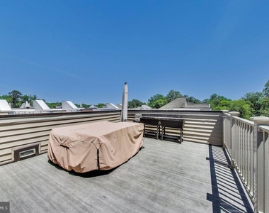 5004 Oakmoore Drive - Photo Thumbnail 32