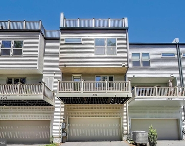 5004 Oakmoore Drive - Photo Thumbnail 34