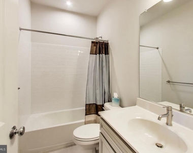 5004 Oakmoore Drive - Photo Thumbnail 29