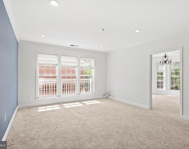 1002 Elmcroft Boulevard - Photo Thumbnail 14