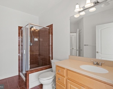 1002 Elmcroft Boulevard - Photo Thumbnail 8