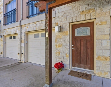 13420 Lyndhurst St - Photo Thumbnail 1