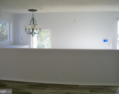 201 Kimary Court - Photo Thumbnail 3