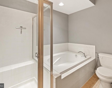 3565 Holborn Place - Photo Thumbnail 20