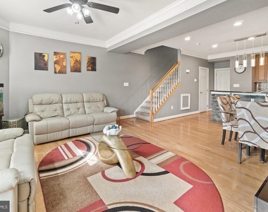 3565 Holborn Place - Photo Thumbnail 6
