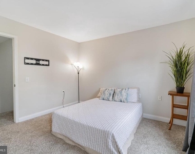 5806 Shadbush Court - Photo Thumbnail 19