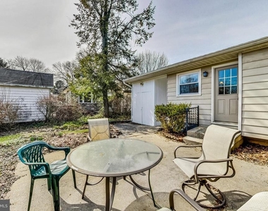 1208 Pinewood Drive - Photo Thumbnail 41